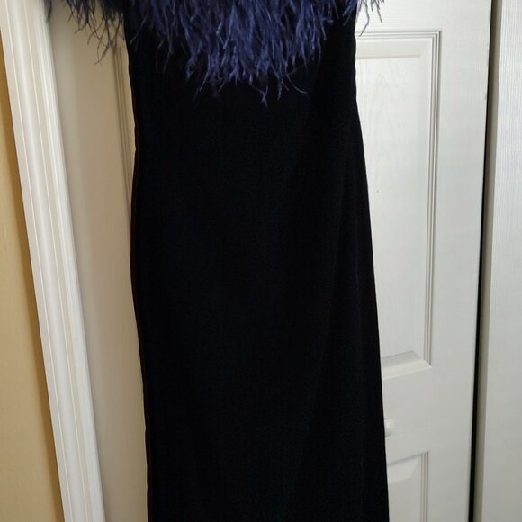 Victor Costa Velvet Evening Dress - Picture 3 of 5